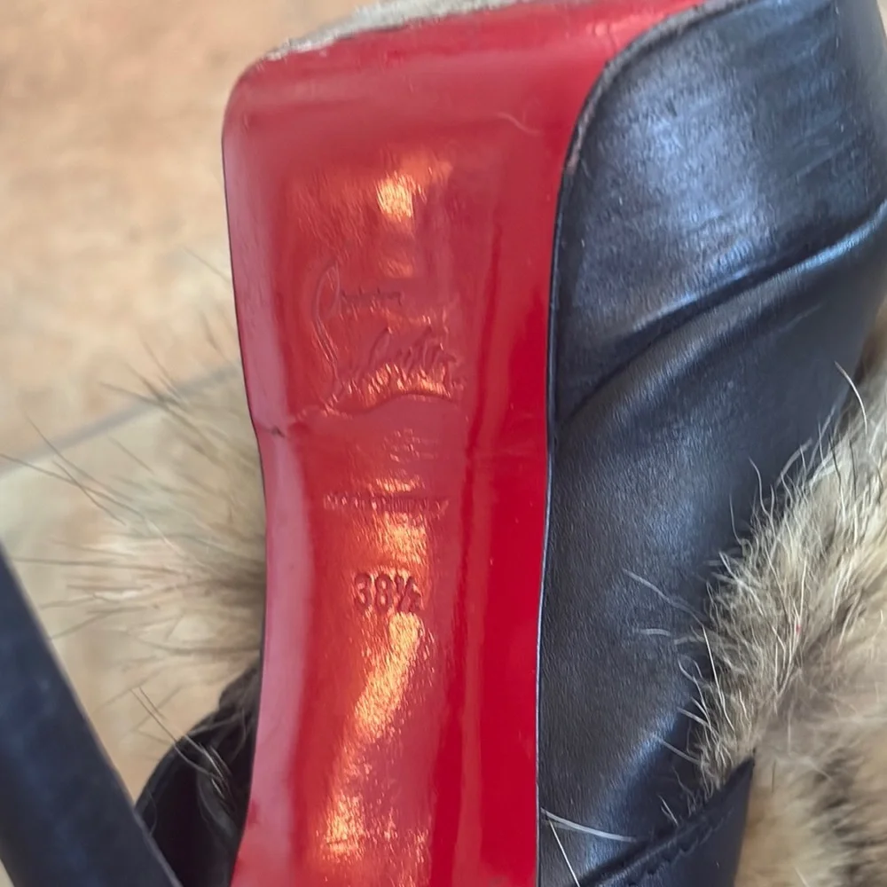 Christian Louboutin Black and Fur Women's Boots Toundra - Picture 5 of 16